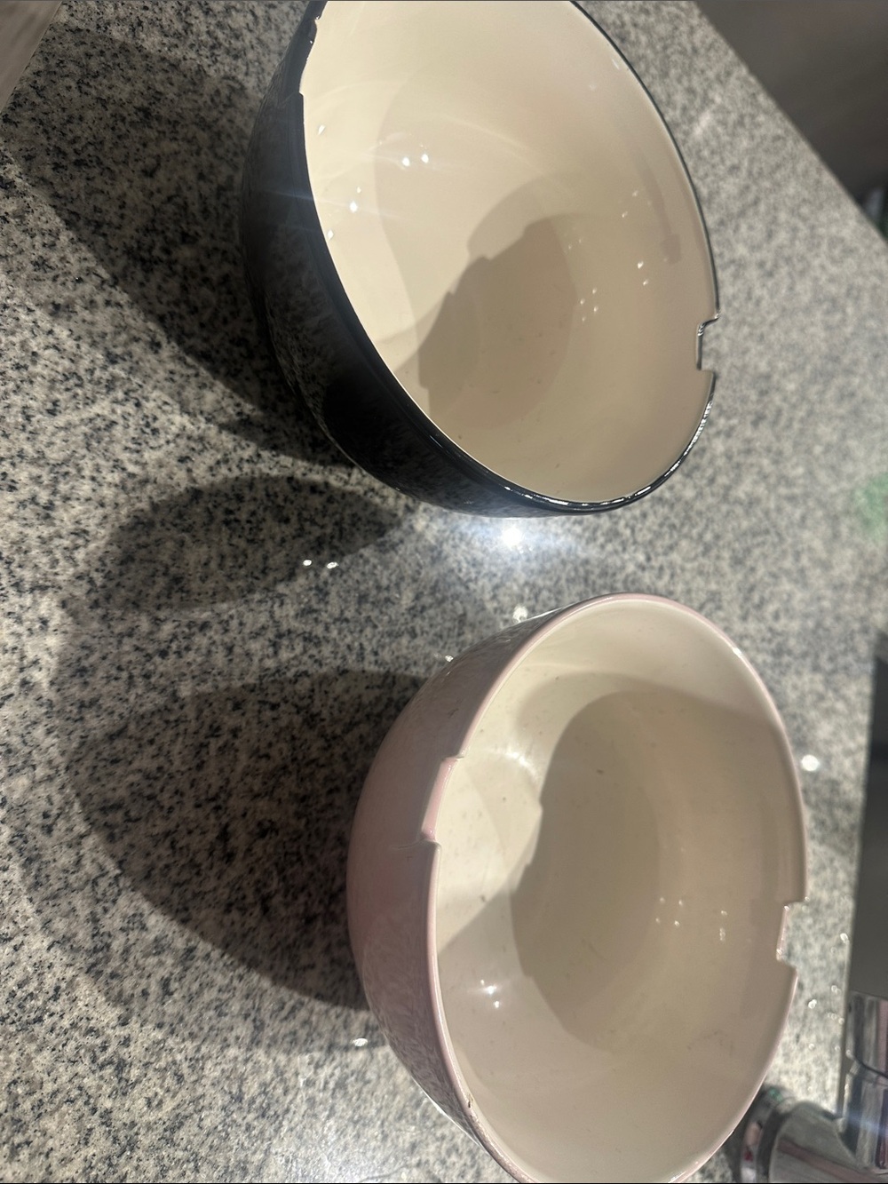 Room Essentials Ceramic Asian Style Serving Bowls in Pink and Black